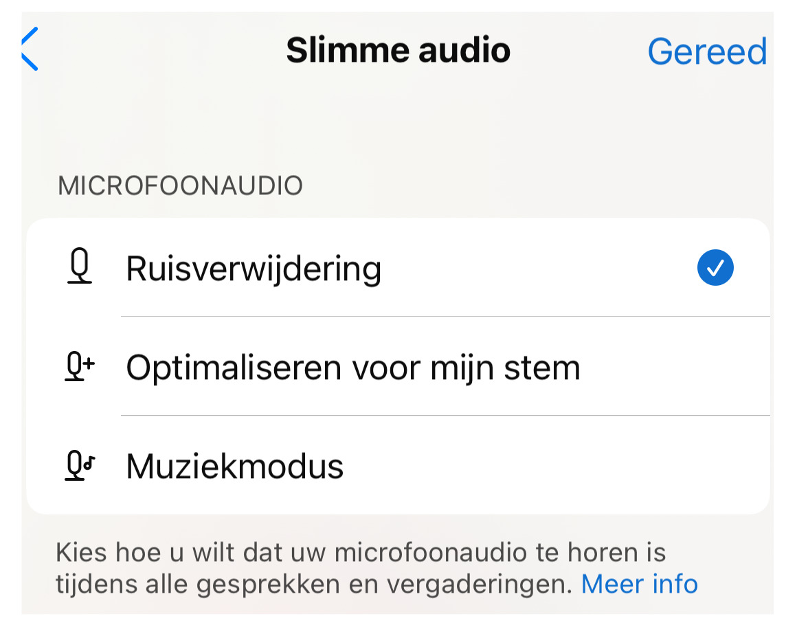 Screenshot van slimme audio in Webex op iPhone